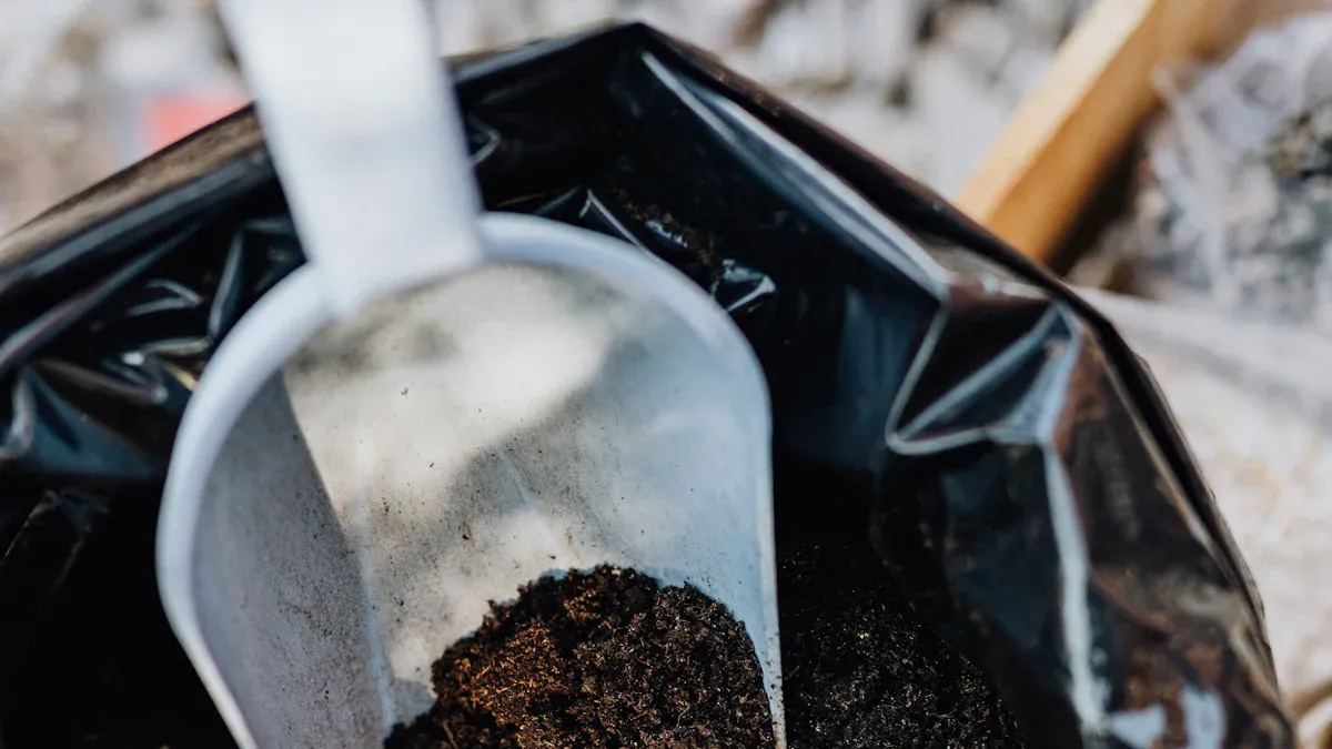 Soil & Potting